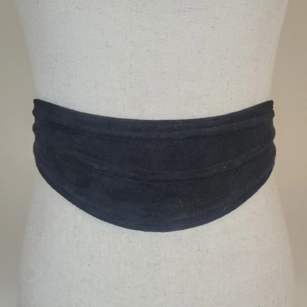 Vintage Ginnie Johansen Belt XS Black Suede Cinch Waist 90s Minimalist Retro